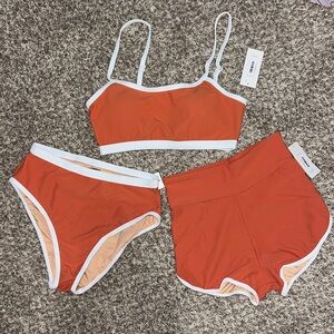 NWT! Geode Women’s Coral with White Trim Swim Sz M (3 pieces, super flattering!)
